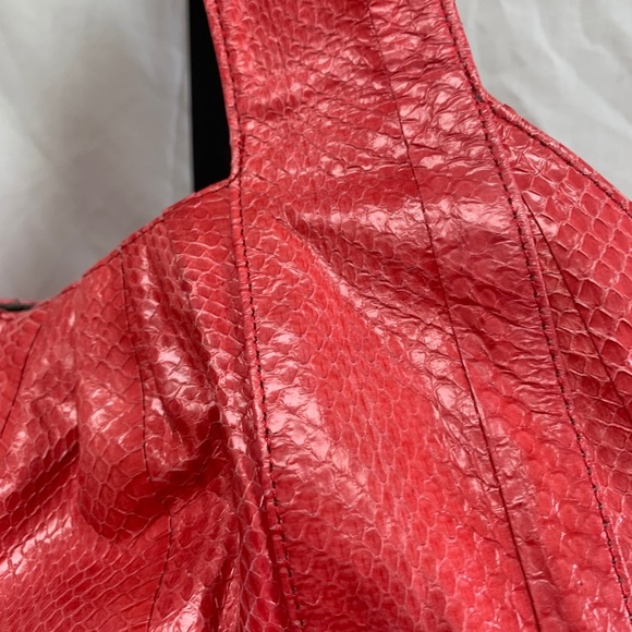 NWT Bairn snakeskin leather Jenna Canary hobo bag - Picture 4 of 8